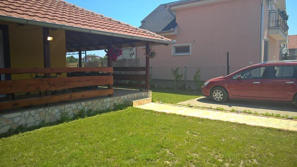 Lux Hus Novi Sad Apartment Veternik Exterior foto
